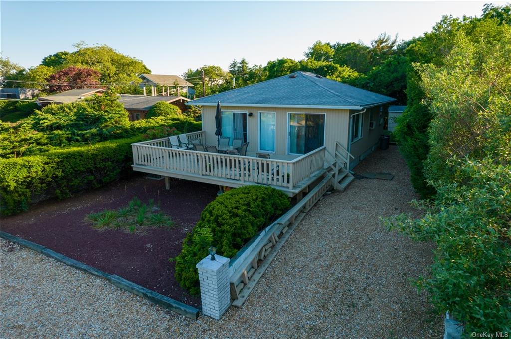 40 Lincoln Road, Montauk, NY 11954 Compass
