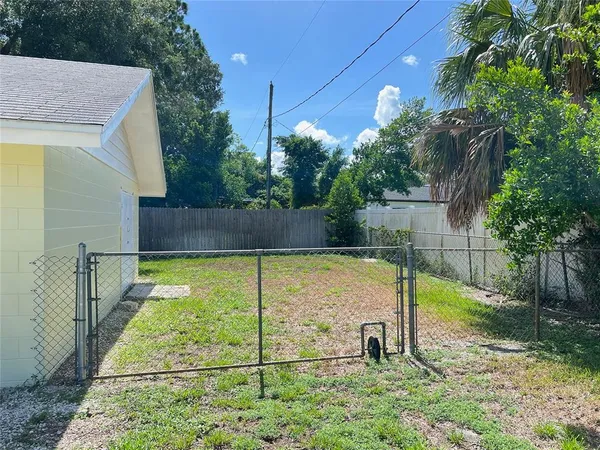 $329,000 | 696 Avenue C Southeast, Winter Haven, FL 33880