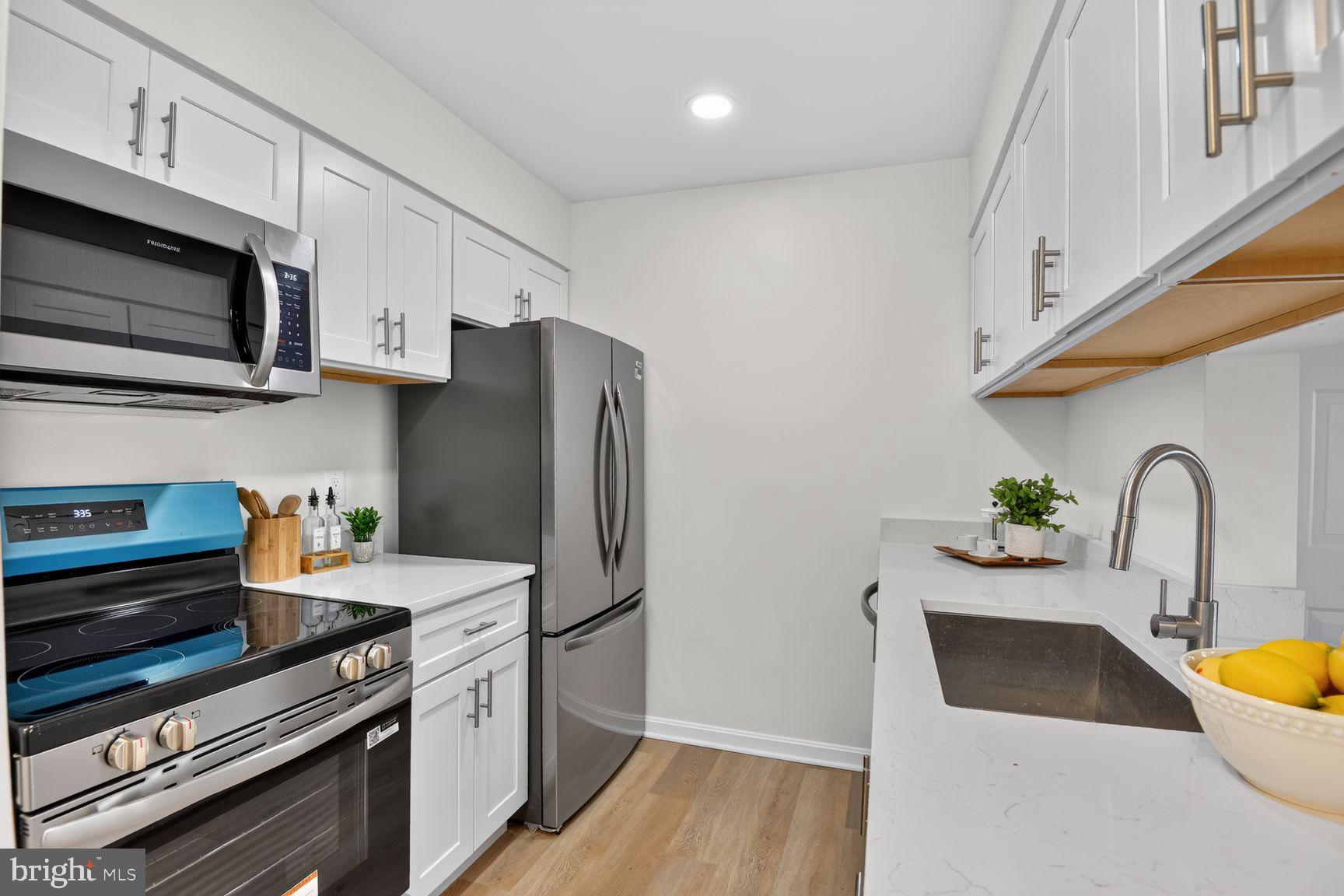 1732 Ascot Way, Unit 1732A Reston, VA 20190 - Photo 7 of 37 New stainless steel appliances