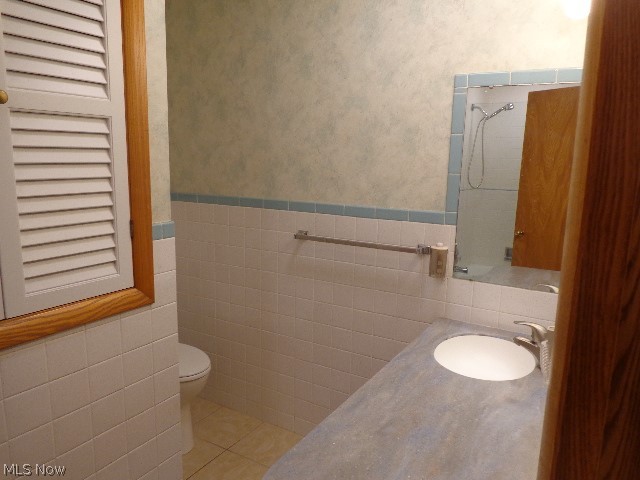 7892 Doylestown Road Sterling, OH 44276 - Photo 20 of 35 2nd full bath vanity area