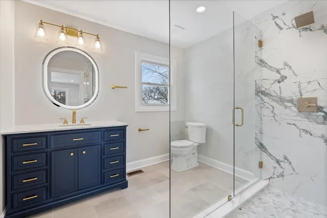 $799,500 | 168 Farmgate Drive, Schaumburg, IL 60193