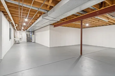 $799,500 | 168 Farmgate Drive, Schaumburg, IL 60193