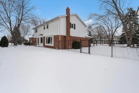 $799,500 | 168 Farmgate Drive, Schaumburg, IL 60193