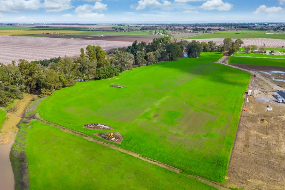 27150 Pierce Ranch Road Davis, CA 95616 - Photo 15 of 26