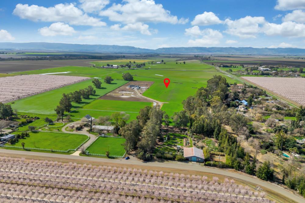 27150 Pierce Ranch Road Davis, CA 95616 - Photo 17 of 26