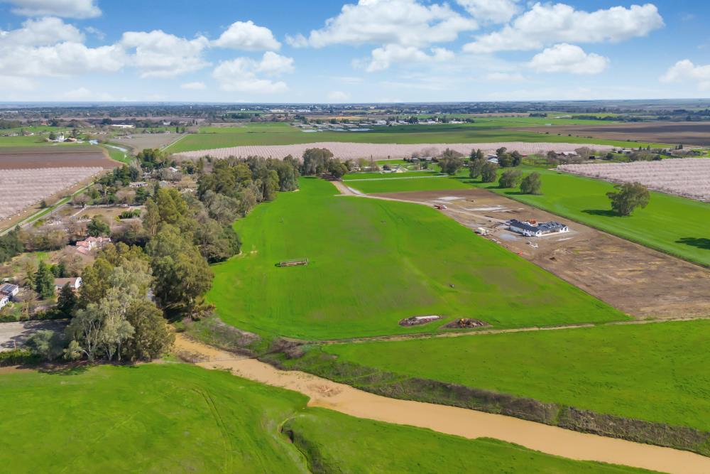 27150 Pierce Ranch Road Davis, CA 95616 - Photo 10 of 26