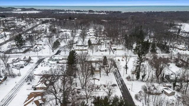 $395,000 | 2854 Oak Street, Stevensville, MI 49127