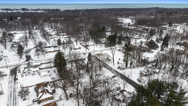 $395,000 | 2854 Oak Street, Stevensville, MI 49127