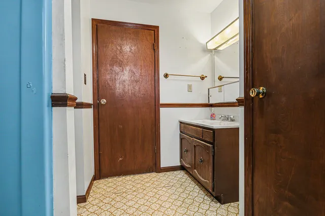 $395,000 | 2854 Oak Street, Stevensville, MI 49127