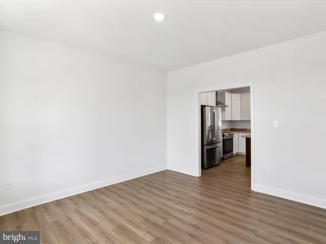 $565,900 | 127 Sussex Drive, Falling Waters, WV 25419