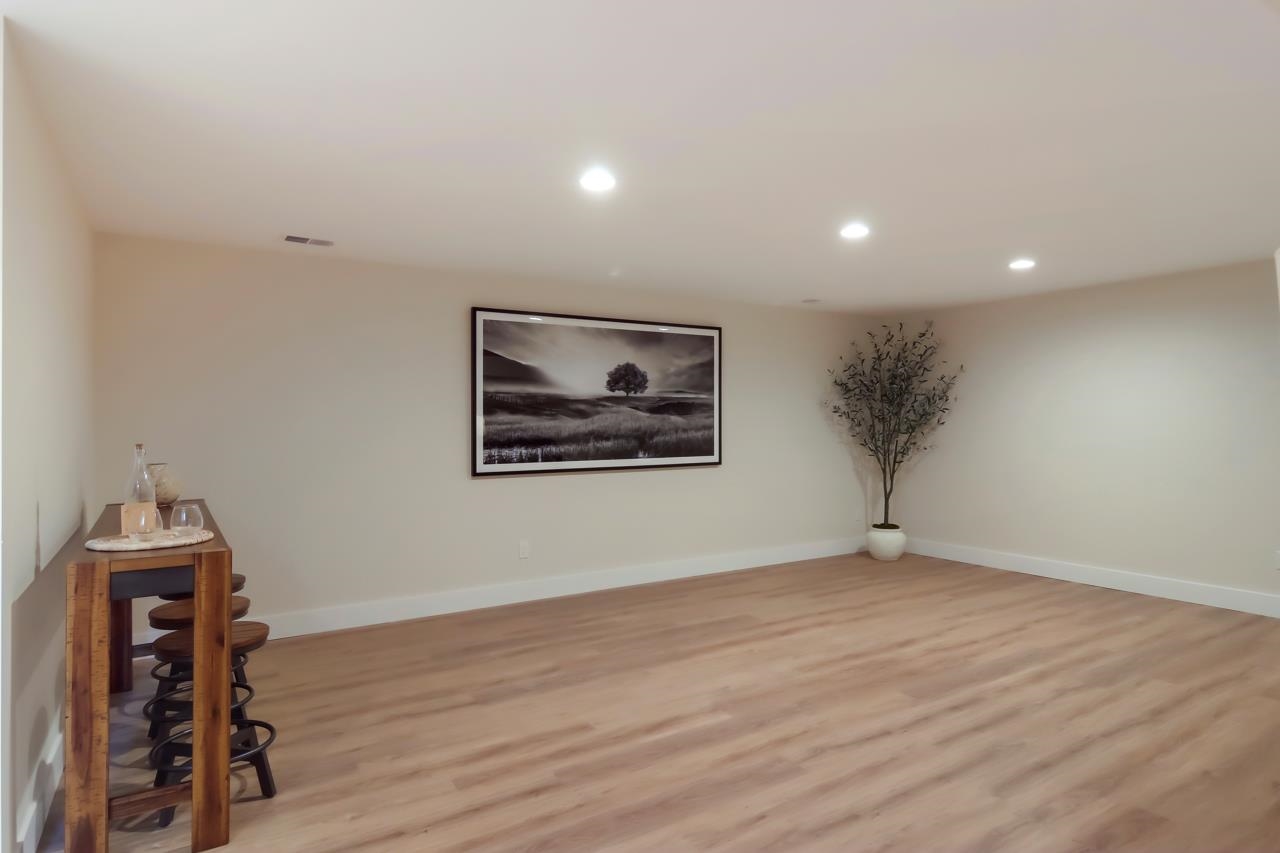 851 Carson Street, Unit 9 Traverse City, MI 49686 - Photo 31 of 36