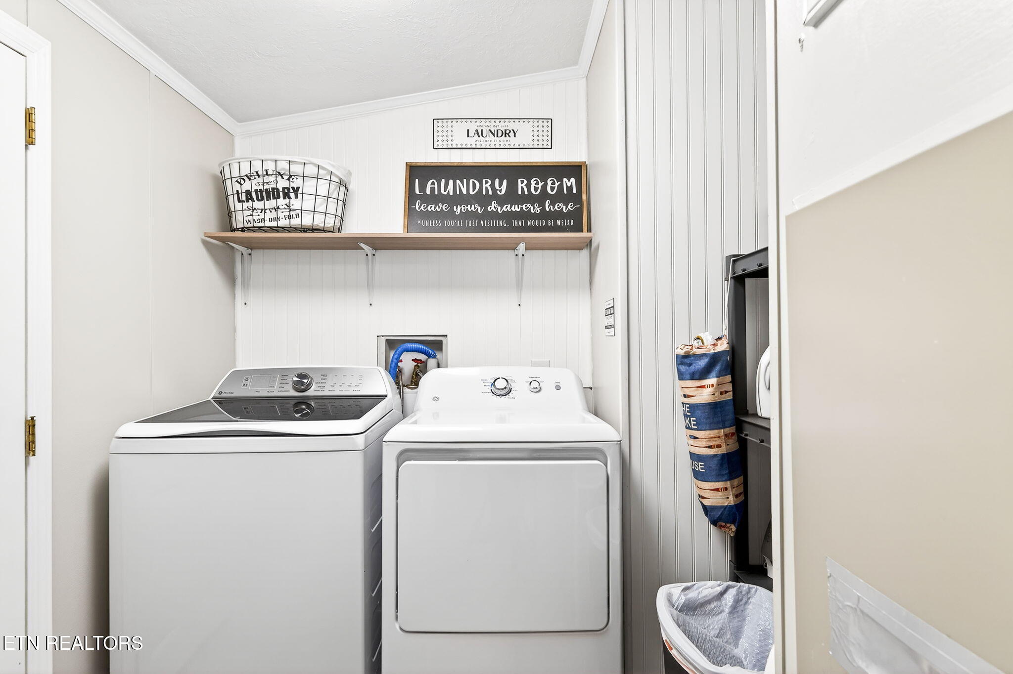 1541 Hassler Loop Byrdstown, TN 38549 - Photo 22 of 34 33-web-or-mls-1541 Hassler Lp_167_TNPC