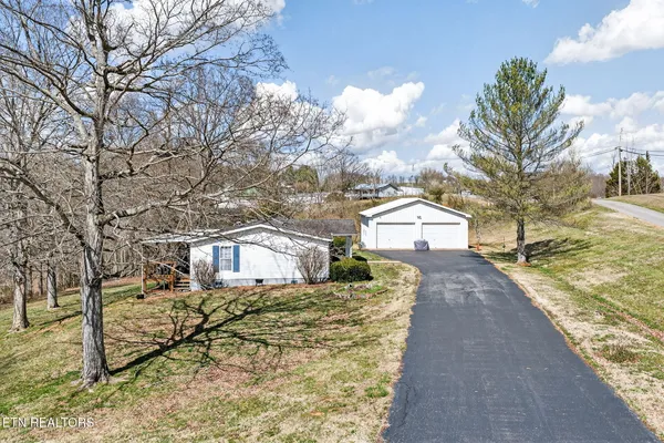 $350,000 | 1541 Hassler Loop, Byrdstown, TN 38549
