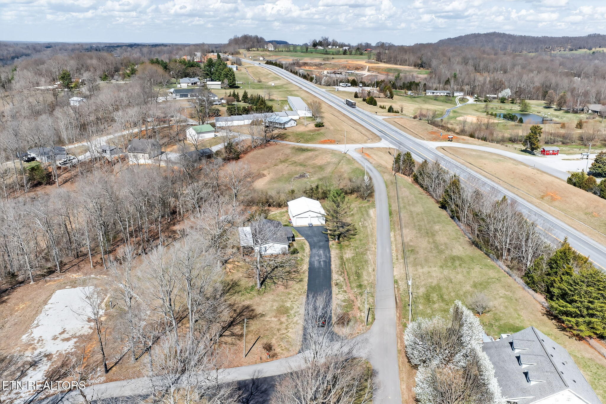 1541 Hassler Loop Byrdstown, TN 38549 - Photo 32 of 34 44-web-or-mls-1541 Hassler Lp_225_TNPC