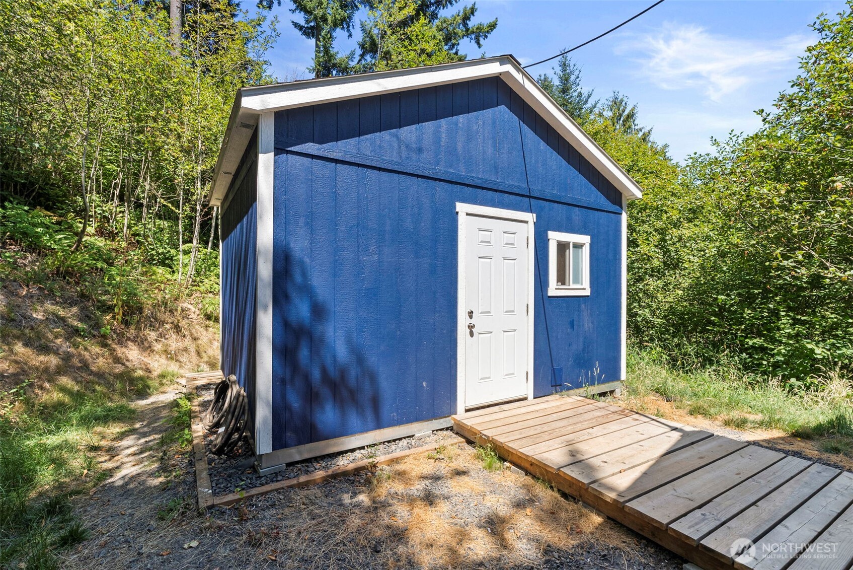 179 Halliday Road Centralia, WA 98531 - Photo 18 of 34 a wooden door in front of a house