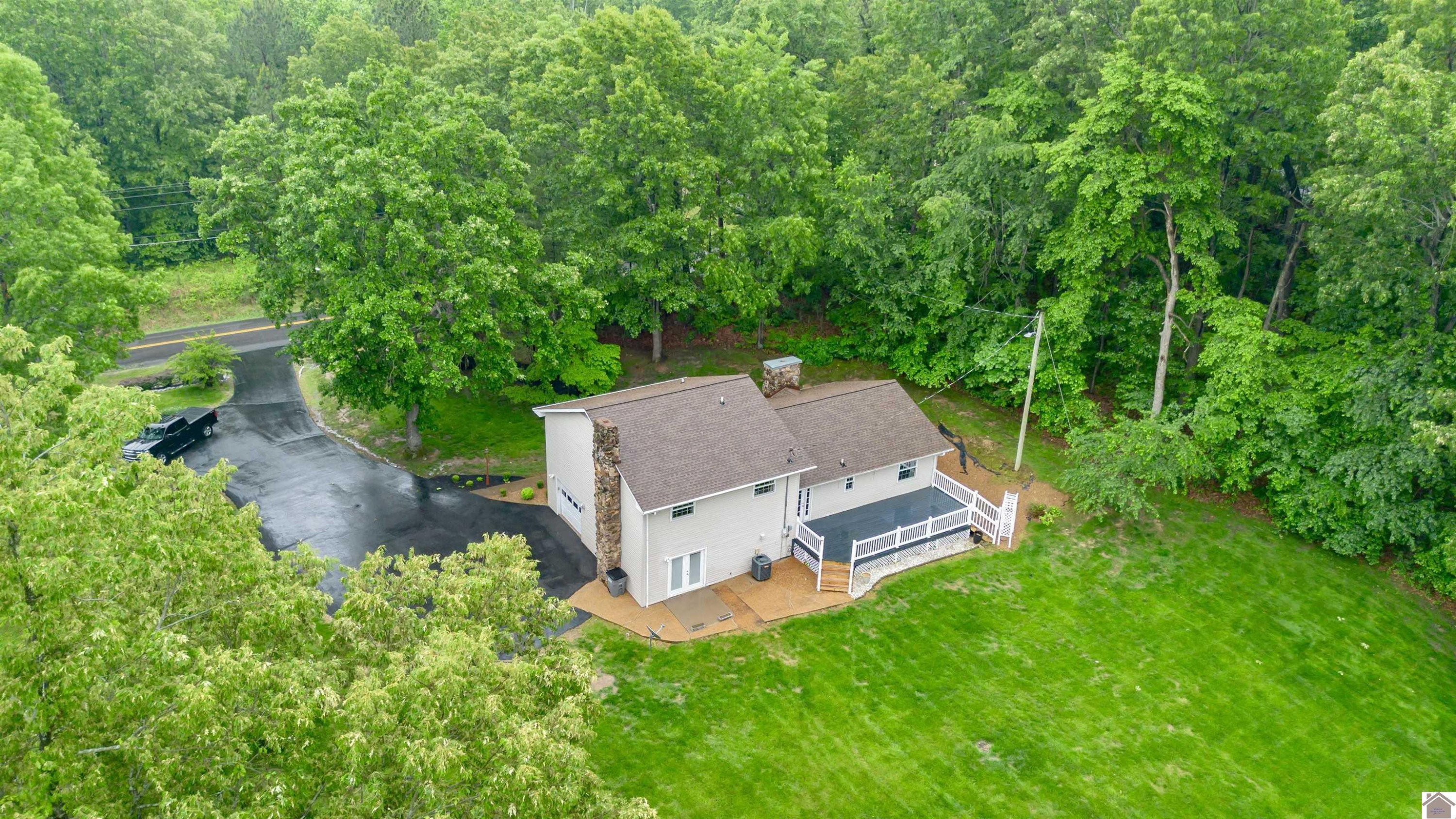 5065 Clinton Road Paducah, KY 42001 - Photo 27 of 29 Photo 27