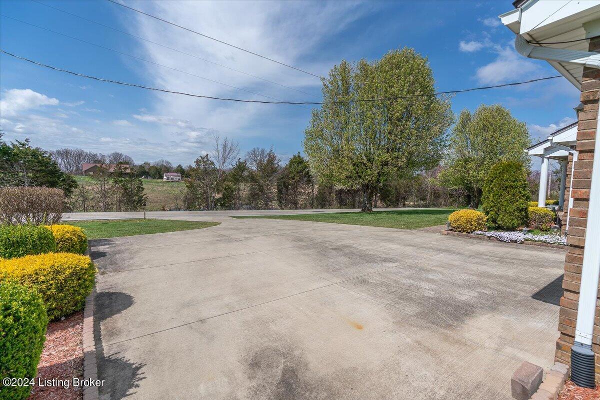 300 Routt Road Louisville, KY 40299 - Photo 61 of 70 63-300-63