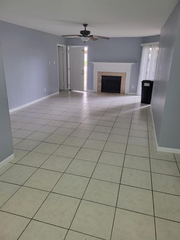 9700 Leawood Boulevard, Unit 1111 Houston, TX 77099 - Photo 1 of 11