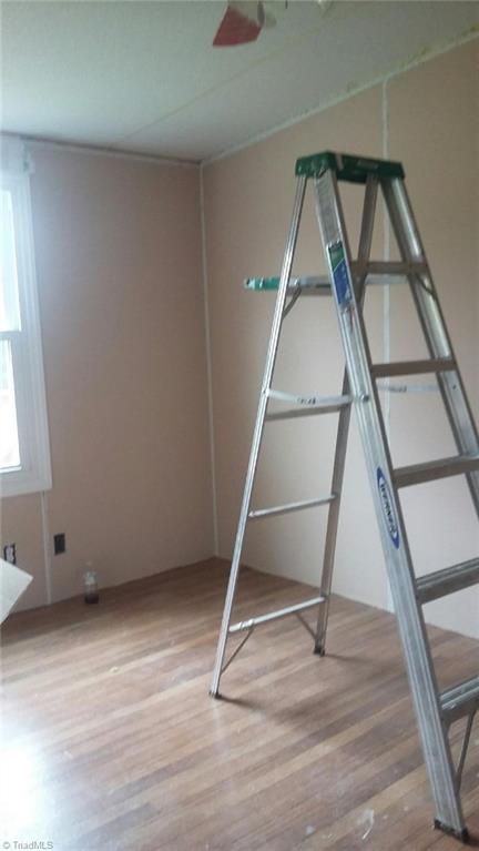 130 Foxwood Road Madison, NC 27025 - Photo 6 of 12 Gallery Image 6