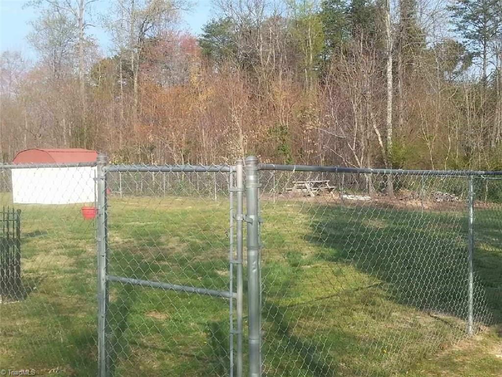 130 Foxwood Road Madison, NC 27025 - Photo 9 of 12 Gallery Image 9