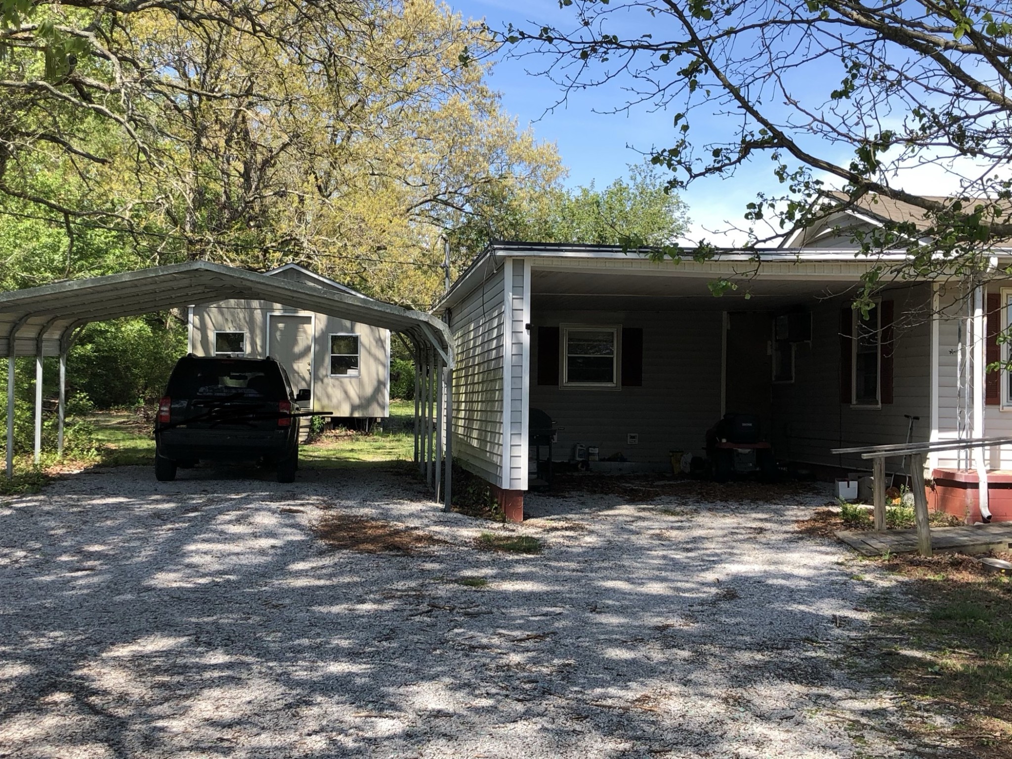 1759 Old Well Road Morrison, TN 37357 - Photo 2 of 18 a view of a house with a yard