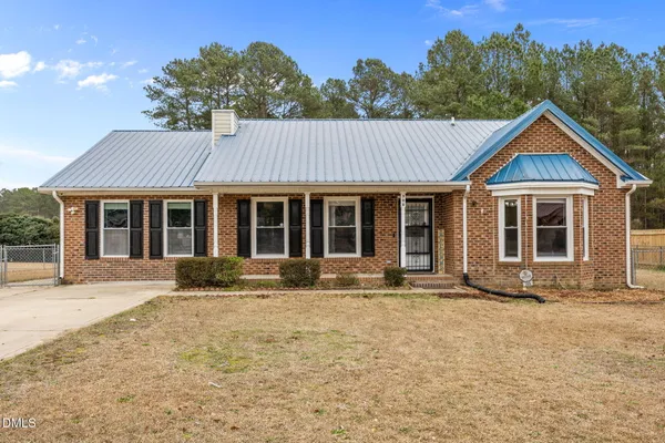 $227,000 | 306 Wapiti Drive, Spring Lake, NC 28390