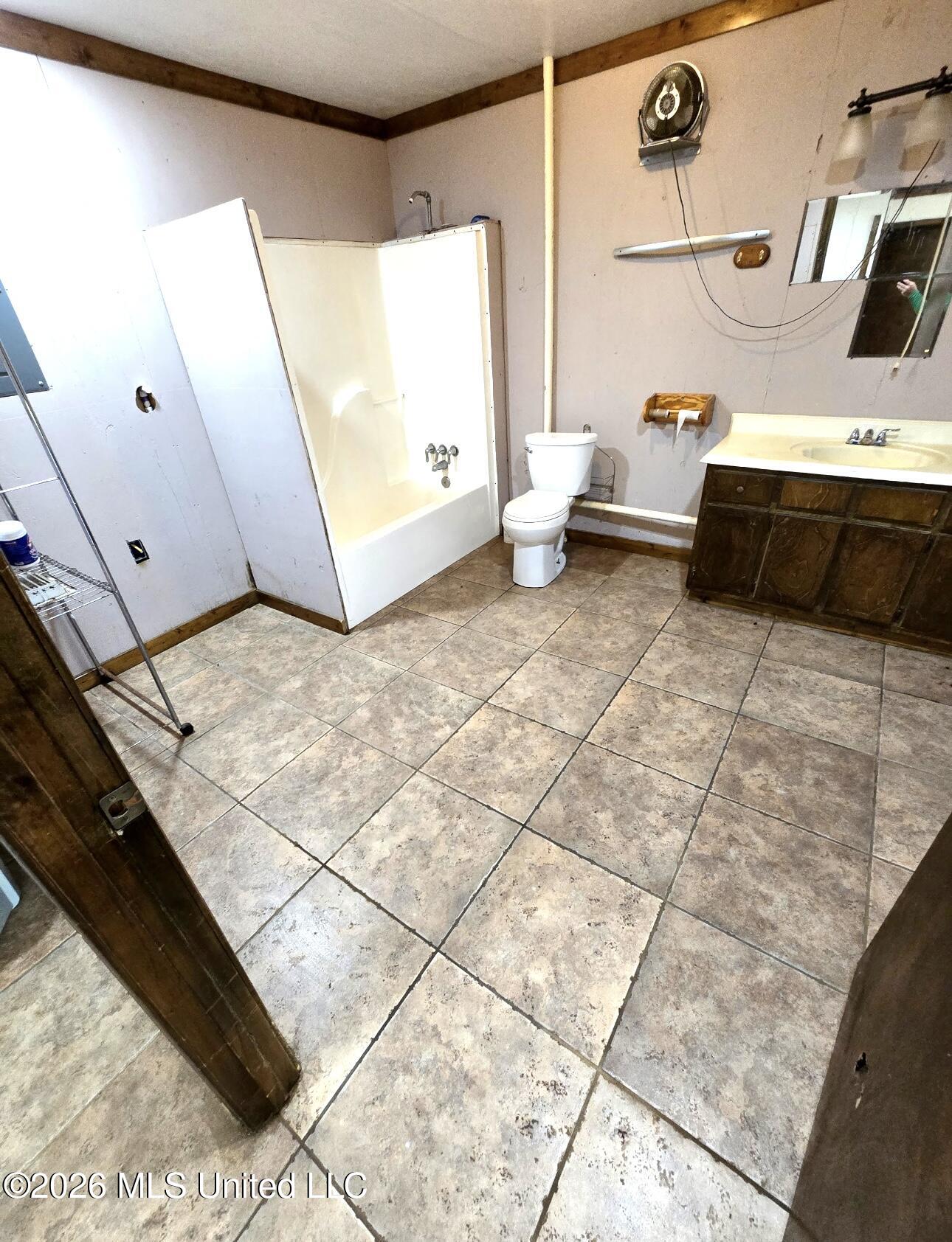 2151 Sally Parker Road Lucedale, MS 39452 - Photo 6 of 10 Master BR