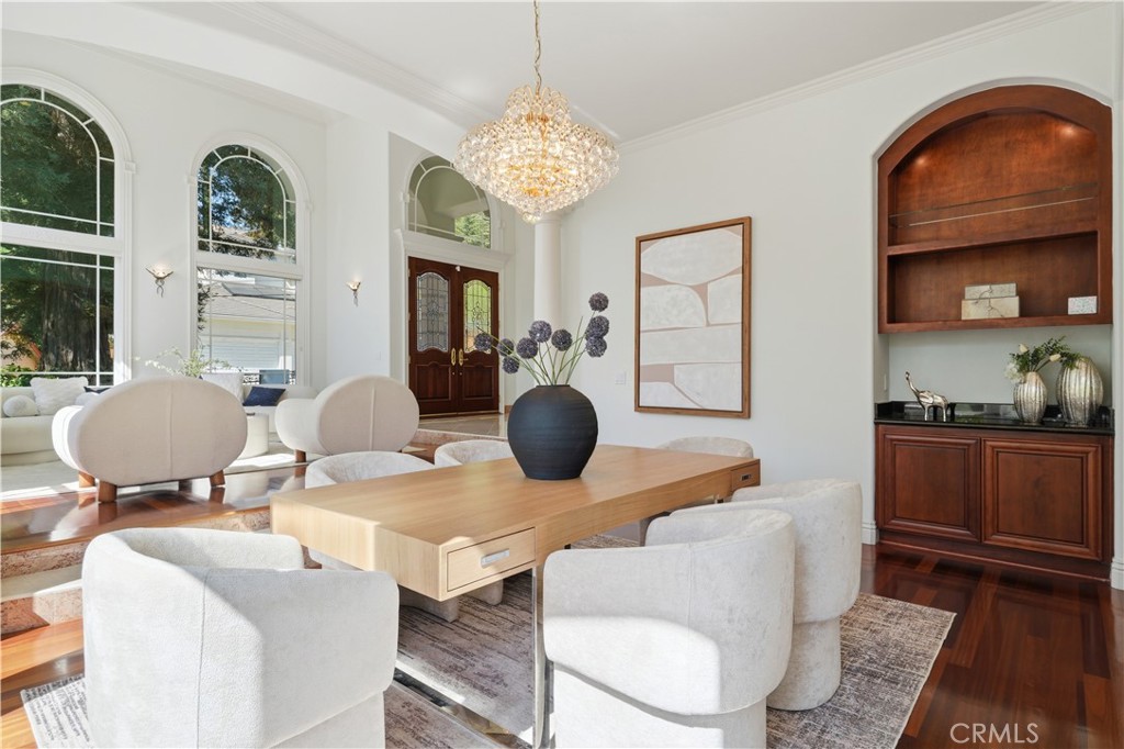 10935 Miramonte Road Cupertino, CA 95014 - Photo 9 of 59 Gallery Image 9