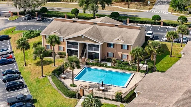 $169,900 | 185 North Pearl Lake Causeway, Unit 214, Altamonte Springs, FL 32714