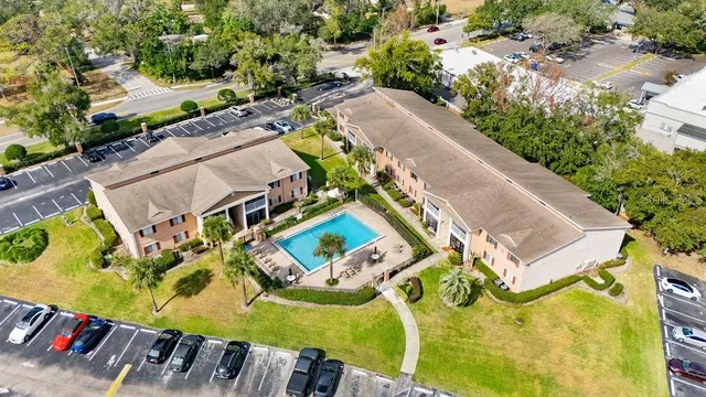 $169,900 | 185 North Pearl Lake Causeway, Unit 214, Altamonte Springs, FL 32714