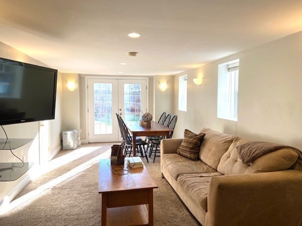 85 Albatross Road Quincy, MA 02169 - Photo 18 of 25 Gallery Image 18