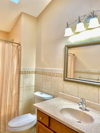85 Albatross Road Quincy, MA 02169 - Photo 10 of 25 Gallery Image 10