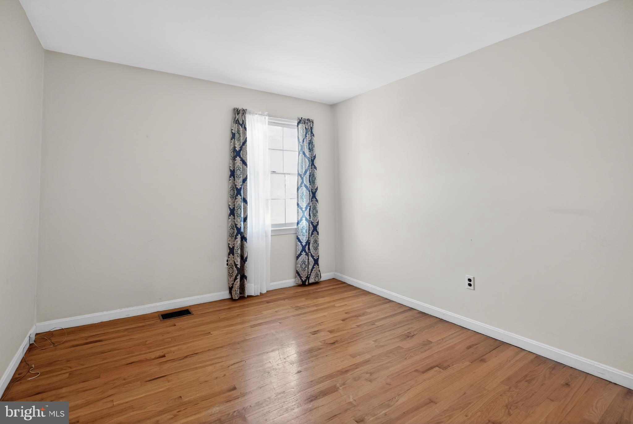 9009 Ivanhoe Road Fort Washington, MD 20744 - Photo 14 of 31