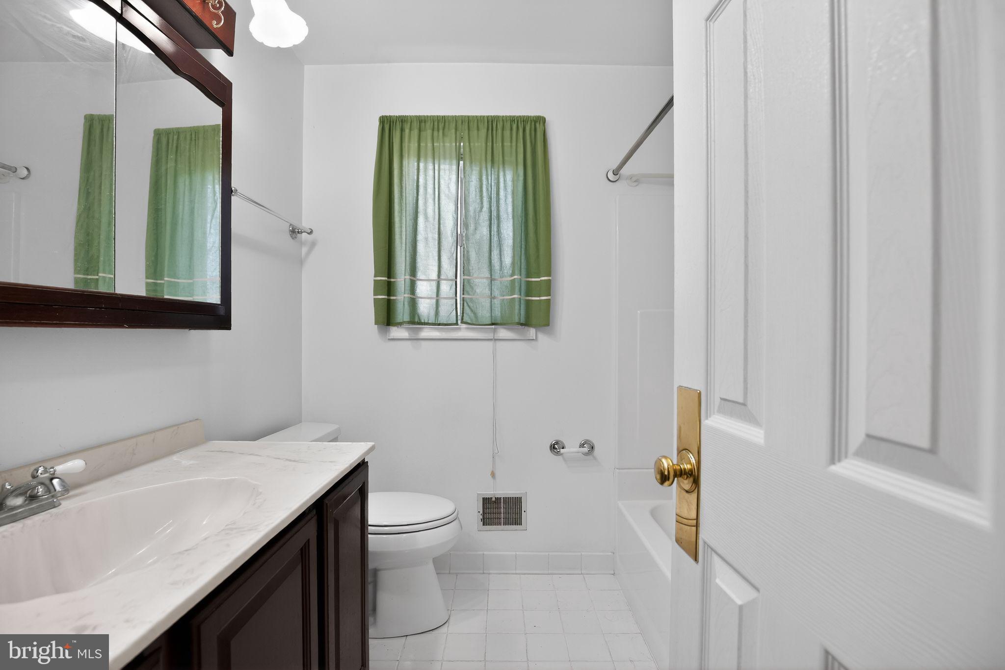 9009 Ivanhoe Road Fort Washington, MD 20744 - Photo 23 of 31