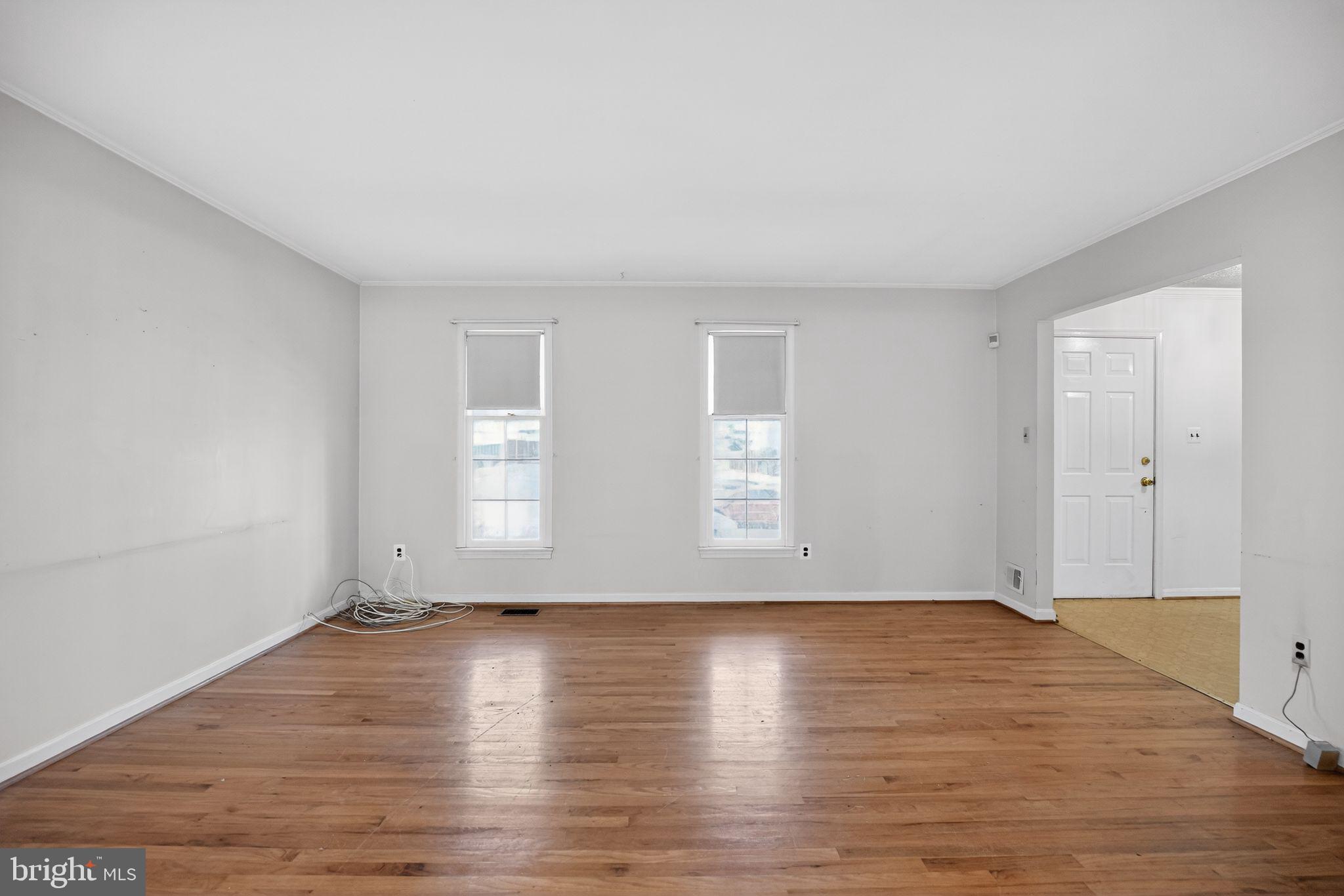 9009 Ivanhoe Road Fort Washington, MD 20744 - Photo 4 of 31