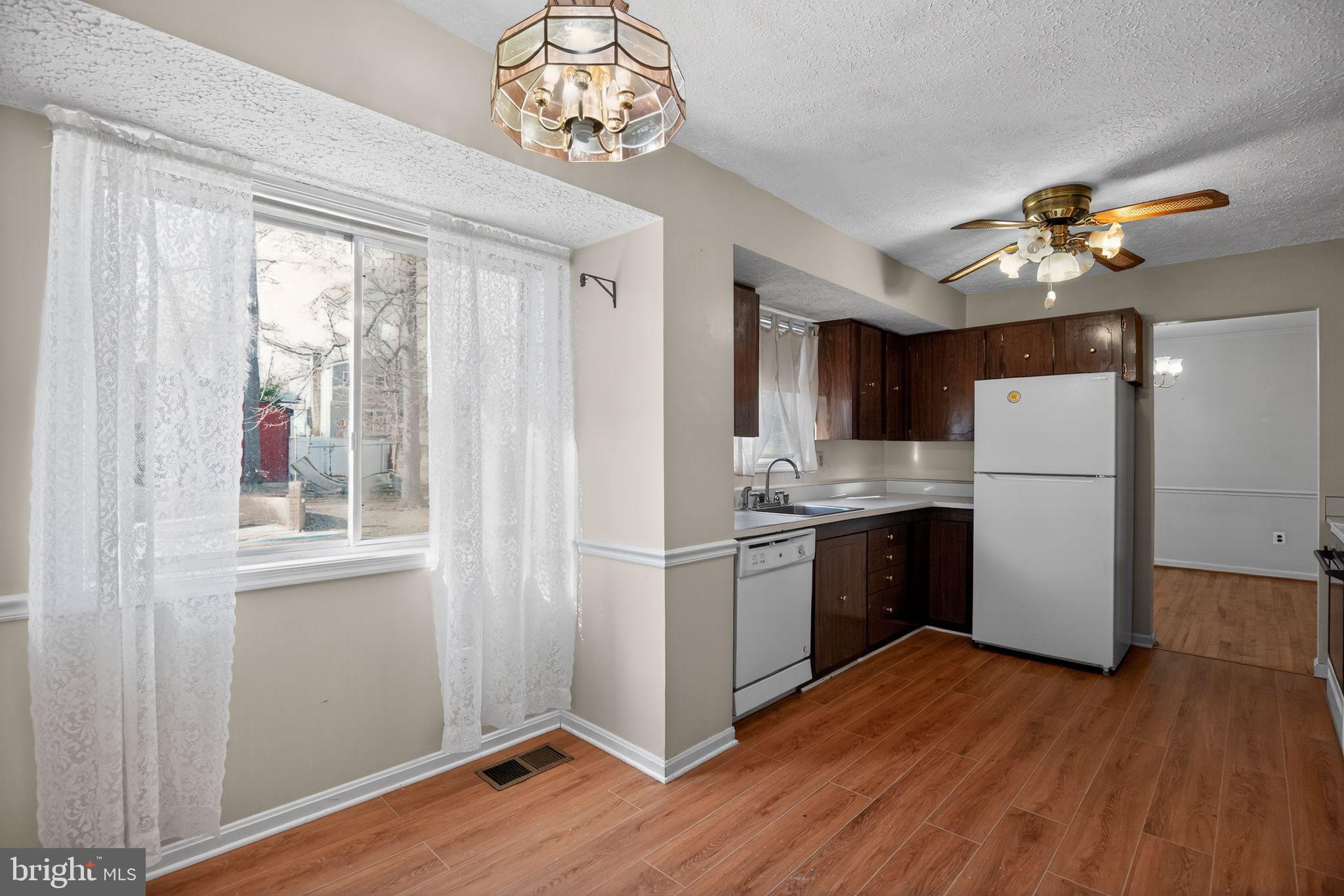 9009 Ivanhoe Road Fort Washington, MD 20744 - Photo 7 of 31