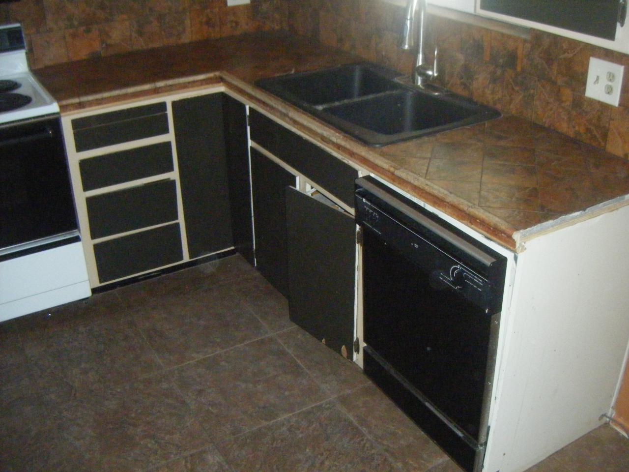 6328 East Decatur Street Mesa, AZ 85205 - Photo 3 of 4 Kitchen