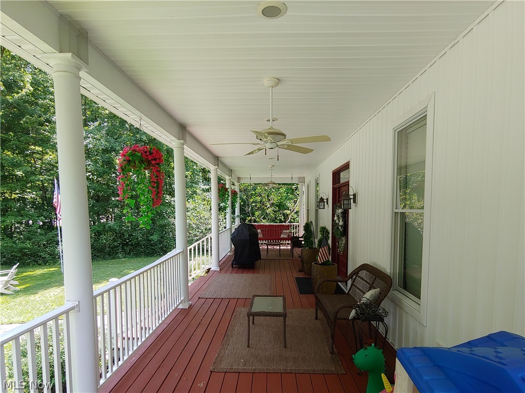 6037 Ireland Road Windsor, OH 44099 - Photo 3 of 34