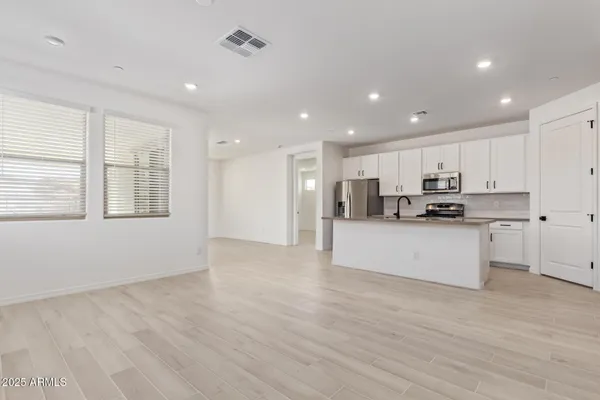 $2,495 | 21301 West Roanoke Avenue, Buckeye, AZ 85396