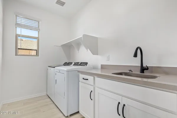 $2,495 | 21301 West Roanoke Avenue, Buckeye, AZ 85396