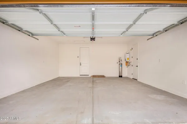 $2,495 | 21301 West Roanoke Avenue, Buckeye, AZ 85396