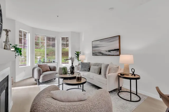 $349,000 | 320 Caldecott Lane, Unit 116, Oakland, CA 94618