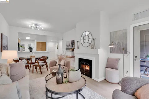 $349,000 | 320 Caldecott Lane, Unit 116, Oakland, CA 94618