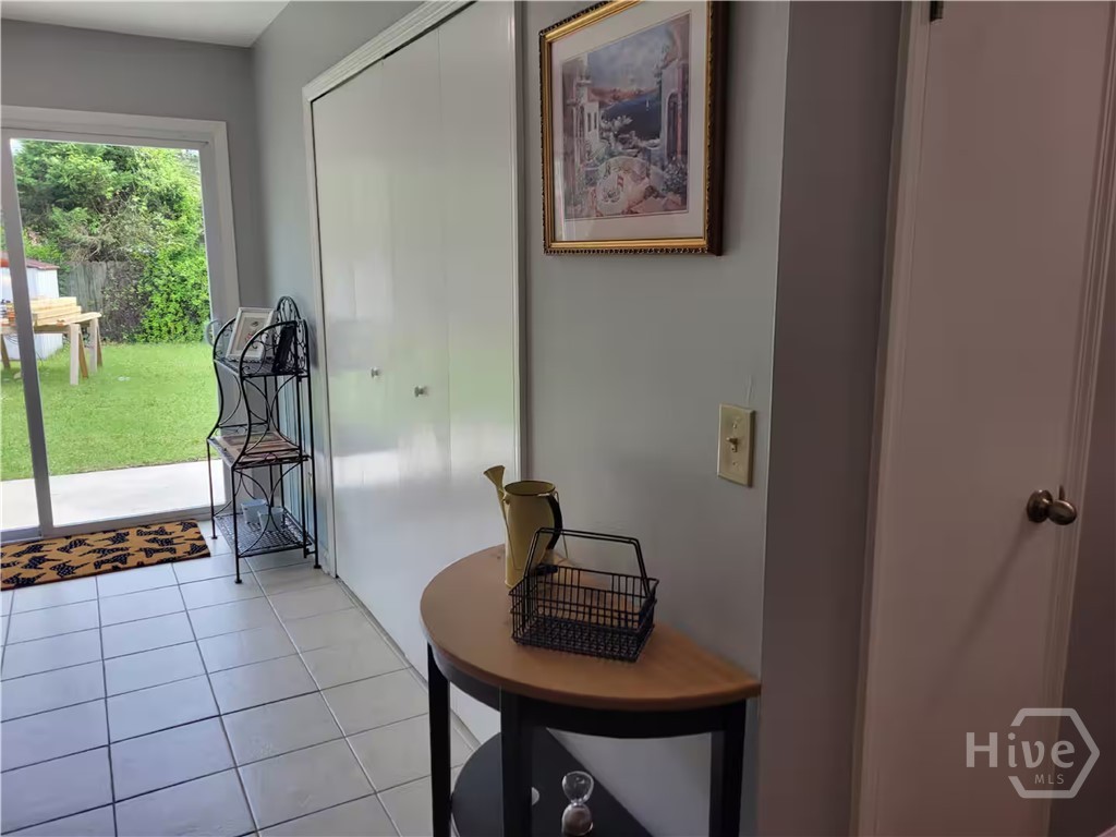 213 Redan Drive Savannah, GA 31410 - Photo 17 of 39