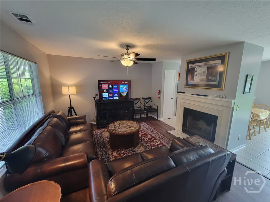 213 Redan Drive Savannah, GA 31410 - Photo 7 of 39