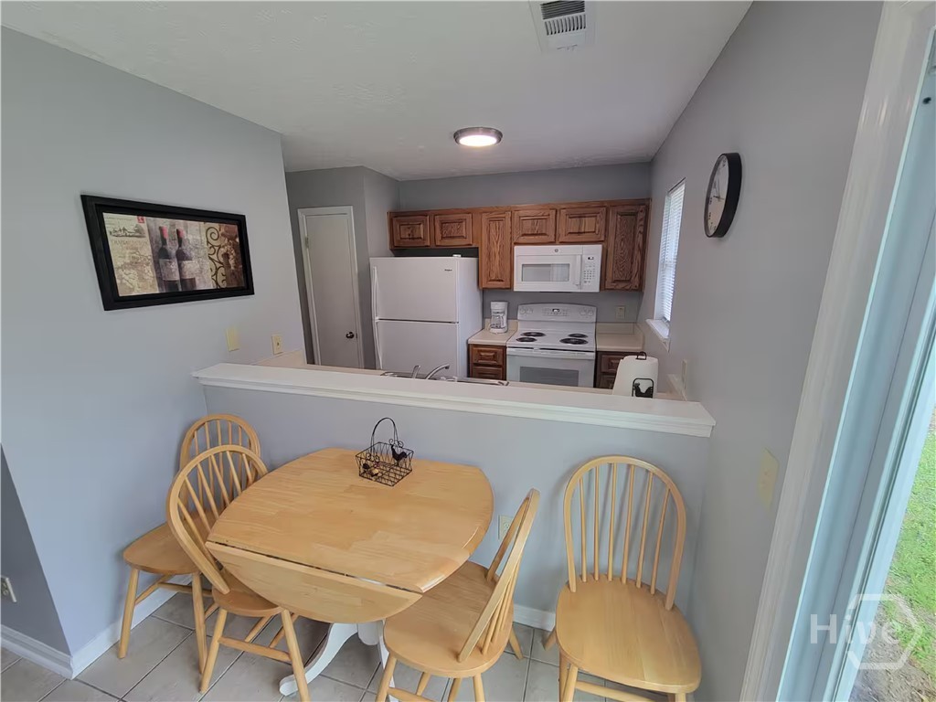 213 Redan Drive Savannah, GA 31410 - Photo 10 of 39