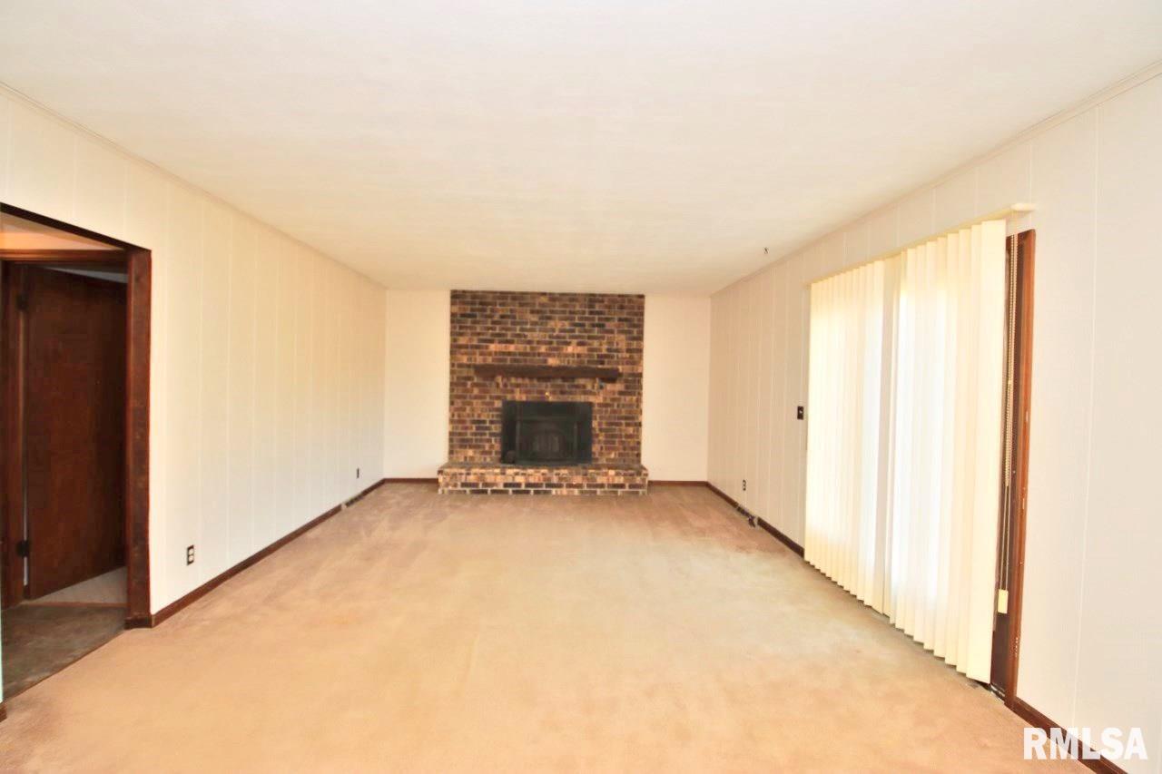 17532 Lake Knolls Road Pekin, IL 61554 - Photo 23 of 62