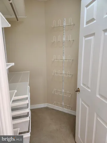 $2,850 | 5809 Nicholson Lane, Unit 304, Rockville, MD 20852