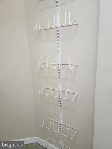 $2,850 | 5809 Nicholson Lane, Unit 304, Rockville, MD 20852