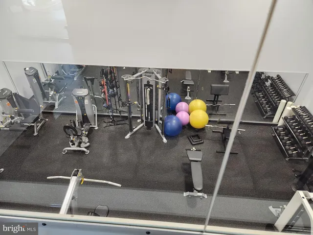 $2,850 | 5809 Nicholson Lane, Unit 304, Rockville, MD 20852